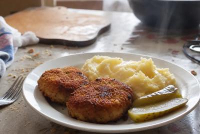 Тот самый вкус советских котлет: золотое правило пропорций хлеба, мяса и ледяной воды