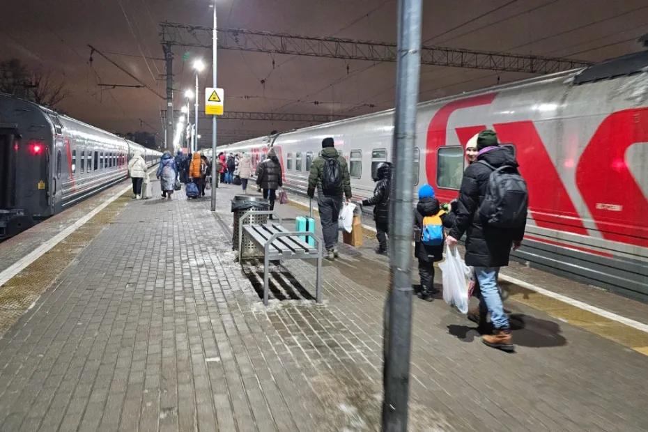 Сходили на ужин в вагон-ресторан и ахнули: чем и за сколько теперь кормят в поездах РЖД