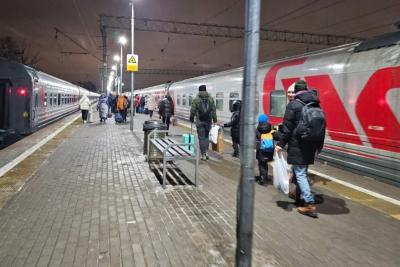 Сходили на ужин в вагон-ресторан и ахнули: чем и за сколько теперь кормят в поездах РЖД