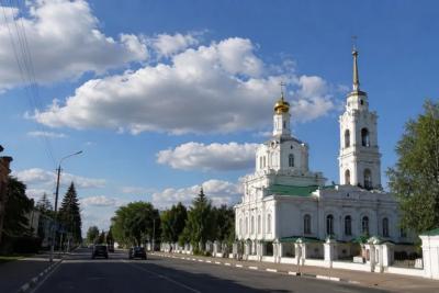 Здесь интереснее, чем во Владимире и Суздале: чем гостей удивляет город, основанный в 1756 году