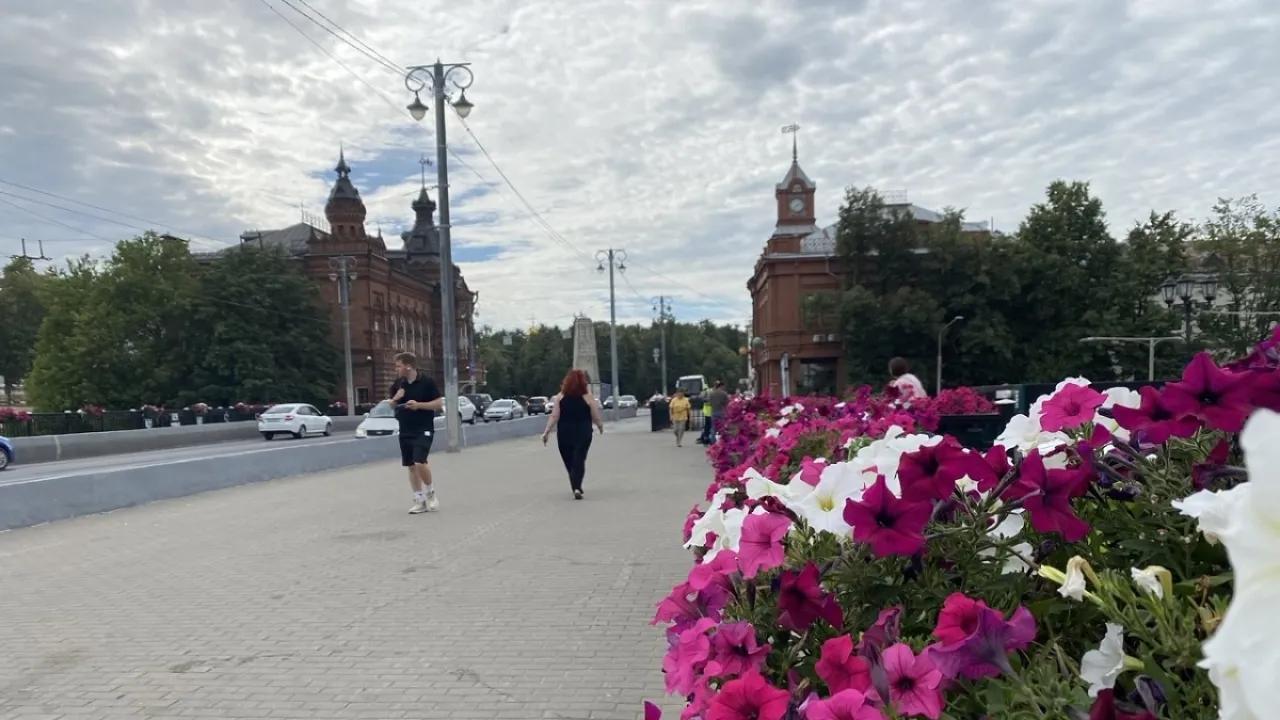 Лето-2026 заставит страдать от зноя и &laquo;провалов в холод&raquo; - синоптики раскрыли суровый сценарий для Центральной России