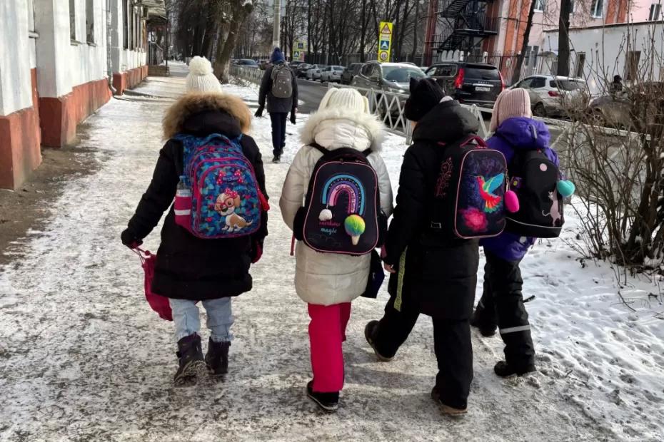 В школах полный беспорядок: весенние каникулы перенесли на новые даты