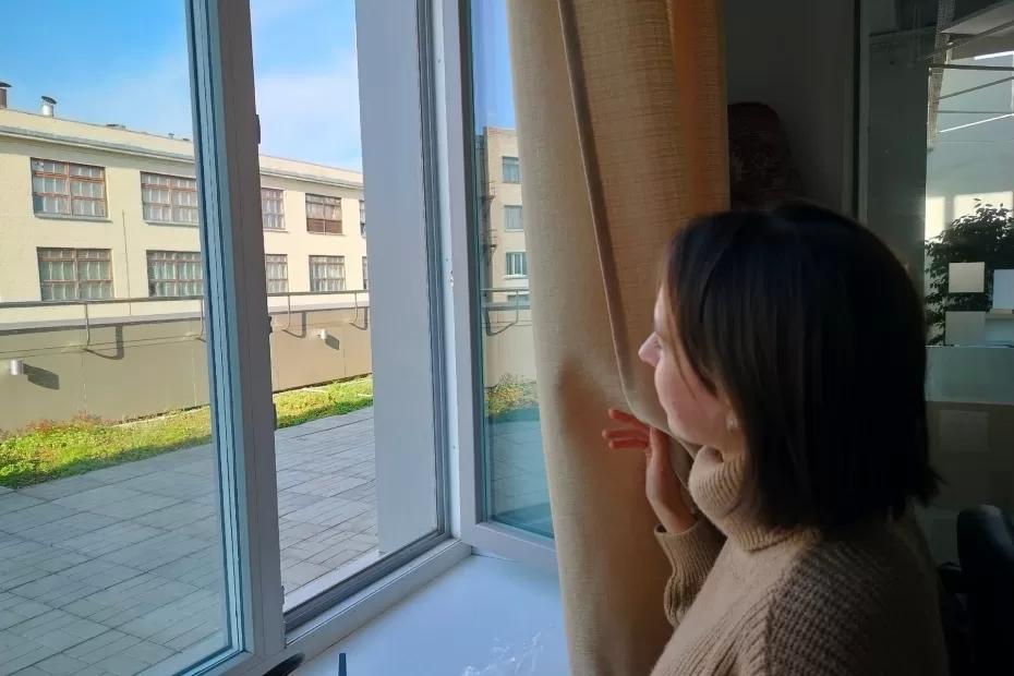Нужно ли закрывать окно, когда включаешь кондиционер - запомните раз и навсегда Нужно ли закрывать окно, когда включаешь кондиционер - запомните раз и навсегда