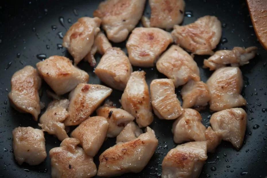 Как дома избавиться от химии в курином мясе: работник птицефабрики раскрыл секрет - должна знать каждая хозяйка Как дома избавиться от химии в курином мясе: работник птицефабрики раскрыл секрет - должна знать каждая хозяйка