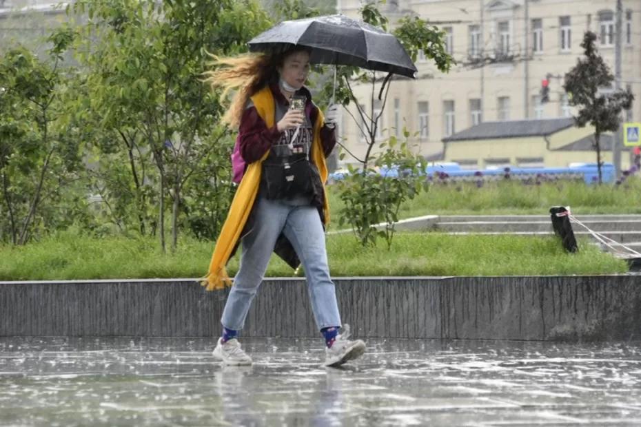 «Если желаете съездить в отпуск в июле или августе - отменяйте»: синоптики предостерегли россиян