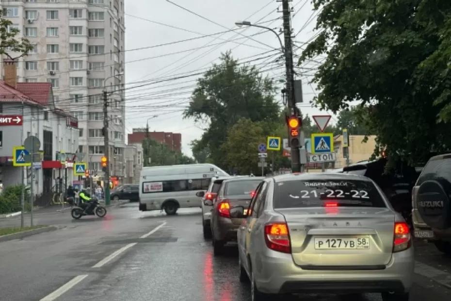 С 8 июля - штраф 250 000 рублей: водителям напомнили, сколько стоит выброшенный в окно окурок С 8 июля - штраф 250 000 рублей: водителям напомнили, сколько стоит выброшенный в окно окурок