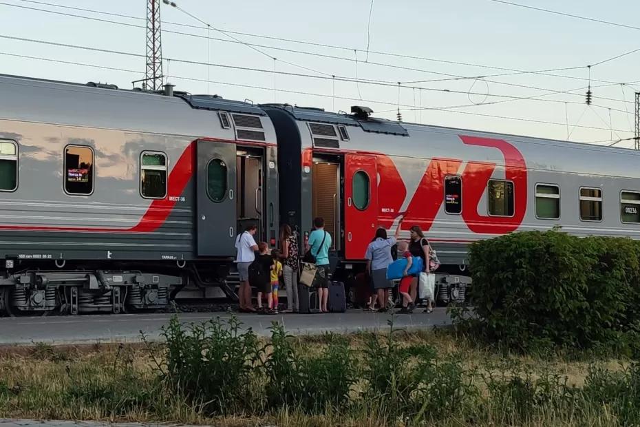 Каждый раз как в последний путь: проводница РЖД честно назвала худшие рейсы в города России - работники их ненавидят Каждый раз как в последний путь: проводница РЖД честно назвала худшие рейсы в города России - работники их ненавидят