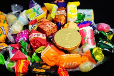 Гадость в фантике: Роскачество назвало конфеты, которые ни в коем случае нельзя покупать на Пасху