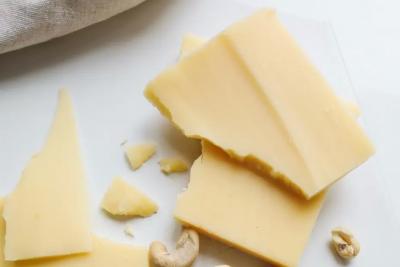 «Не берите - там пальма»: Роскачество назвало бренды сыра, которые лучше не покупать