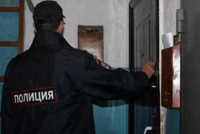Женщина ударила ножом своего двухмесячного сына, а затем попыталась свести счёты с жизнью