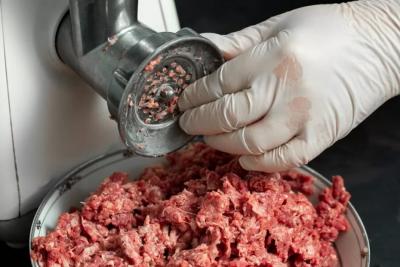 Отходы - в еду: как экологичное мясо из канализационных осадков может стать новой нормой