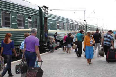 Люди в ярости возвращают билеты: теперь в поездах это делать запрещено - пассажиры РЖД будут ездить по-новому