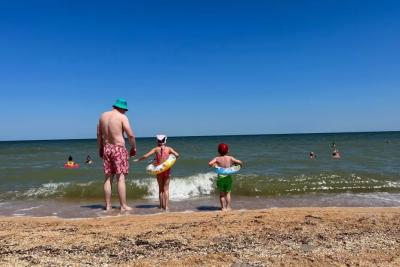 «Вонючее море и мерзкие люди»: российские туристы честно рассказали об отдыхе на популярных черноморских курортах