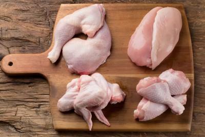 Как дома избавиться от химии в мясе курицы: работник птицефабрики раскрыл секрет - должна знать каждая хозяйка