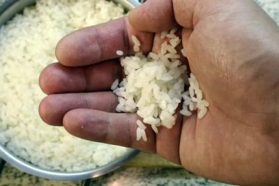 Рассыпчатый рис, который не пригорит: 10 советов, как сварить идеальный гарнир