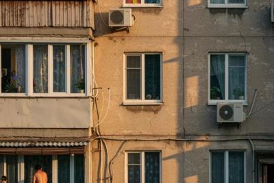Кондиционеры остались в прошлом: вот что охлаждает квартиру тише, приятнее и дешевле