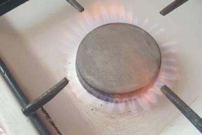 «Плиту можно выкинуть»: россиянам начнут массово отключать газ с 1 сентября из-за дверей в квартире
