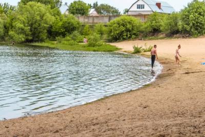 Все, теперь нельзя: туристам запретили купаться в Черном море