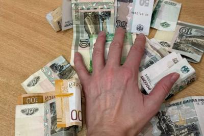 Девальвация неизбежна - сбережения россиян будут «сгорать»: неутешительные прогнозы авторитетных экспертов