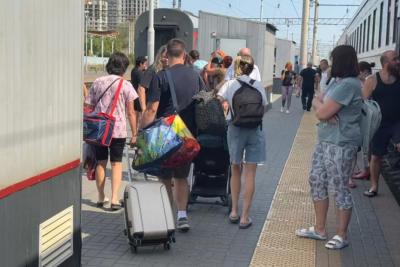 Беру 38-е место и еду в поезде как царица: бывалые путешественники неспроста выбирают именно эту боковушку у туалета