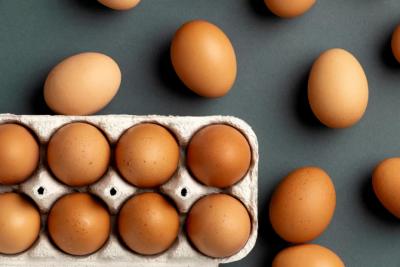 В магазинах появились аномальные яйца: такого не ожидали
