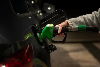 Объявлены новые цены на бензин: заправки раскрыли карты