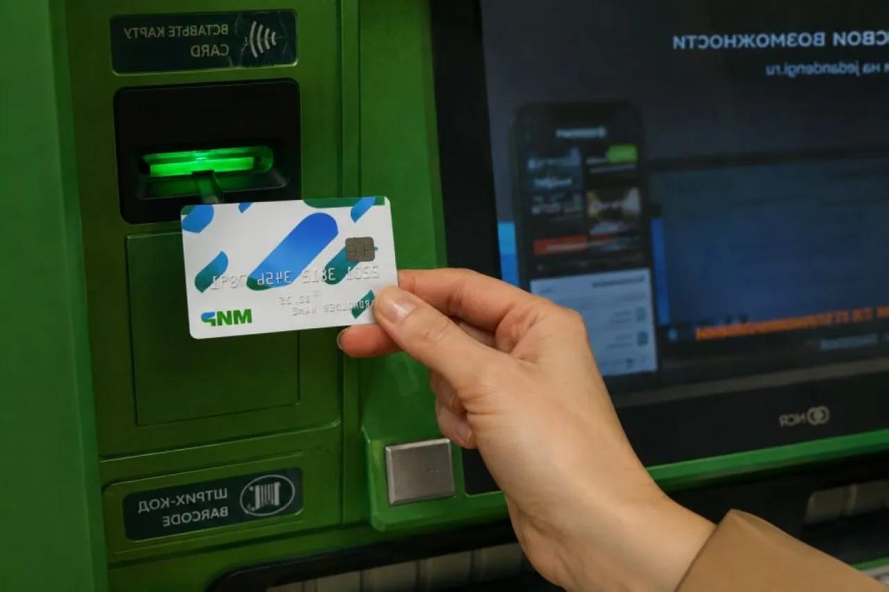 По 15 000 рублей поступит на карту &laquo;Мир&raquo;. Россиянам дадут выплату от государства 15 мая