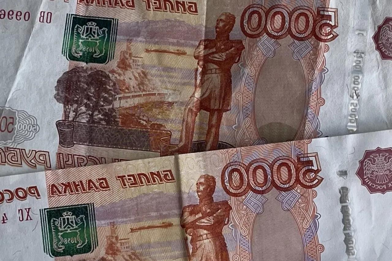 Сбербанк предупредил клиентов: забытые карты могут начать приносить расходы