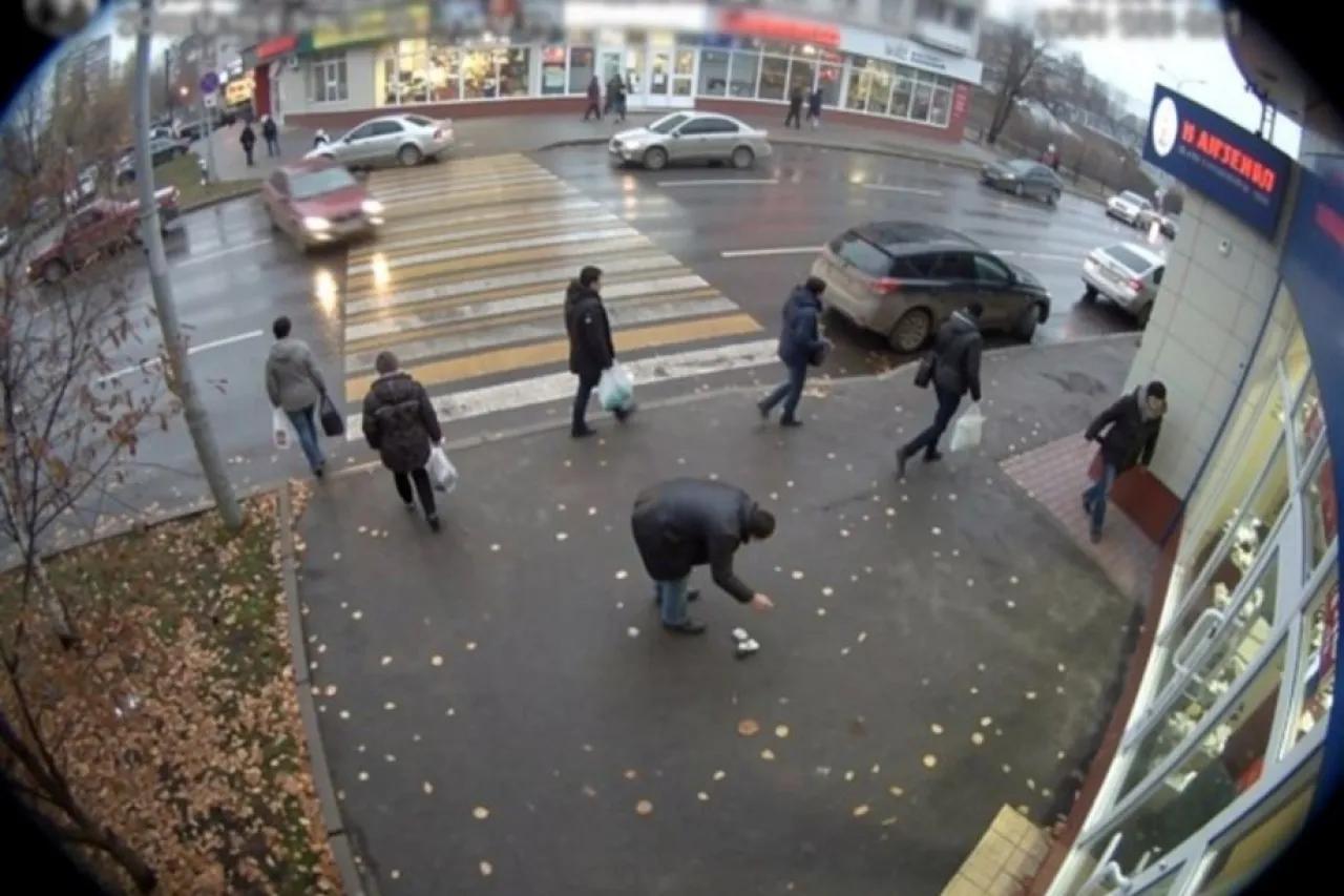 Приморцев, попавших на камеру наблюдения, просят срочно отозваться
