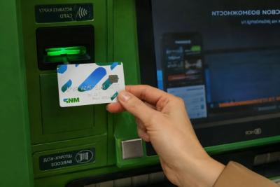 По 15 000 рублей поступит на карту &laquo;Мир&raquo;. Россиянам дадут выплату от государства 15 мая