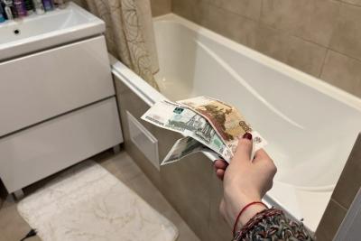 Пенсионеров полностью освободят от оплаты воды и отопления: с 1 августа деньги остаются в кошельке