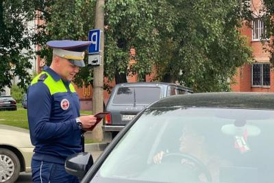 В ГАИ сообщили, до какого возраста можно управлять машиной - требования для водителей старше 60 лет