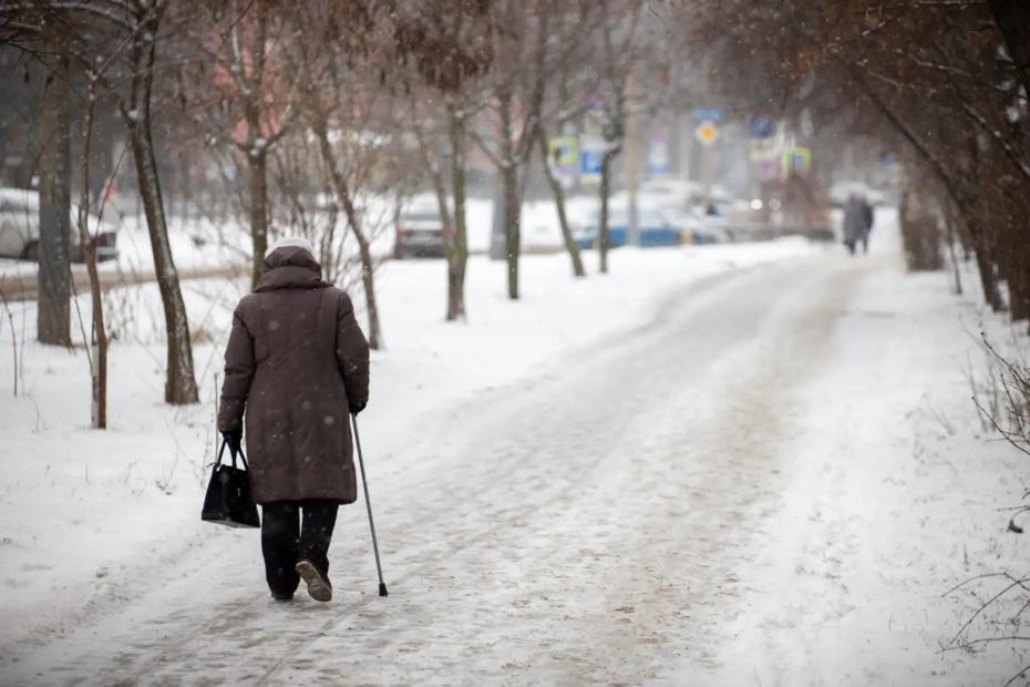 Всем, у кого банковская карта, дали срок до марта. Потом уже будет поздно