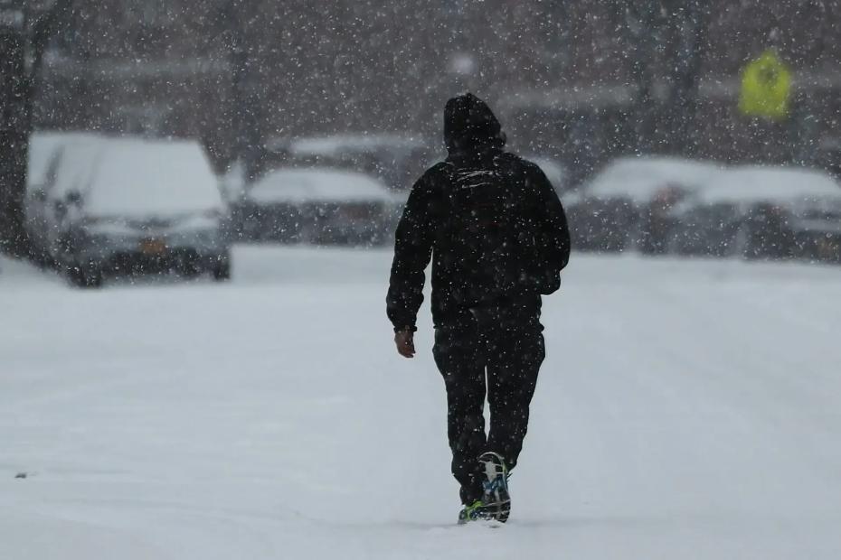 Неожиданная выплата пенсионерам 1953 1966 гг: проверьте свою карту!