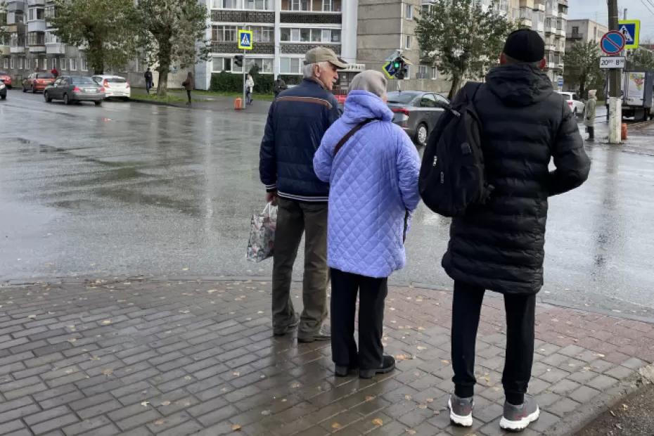 С сегодняшнего дня - под запретом: пожилых граждан, доживших до 60 лет, ждет сюрприз