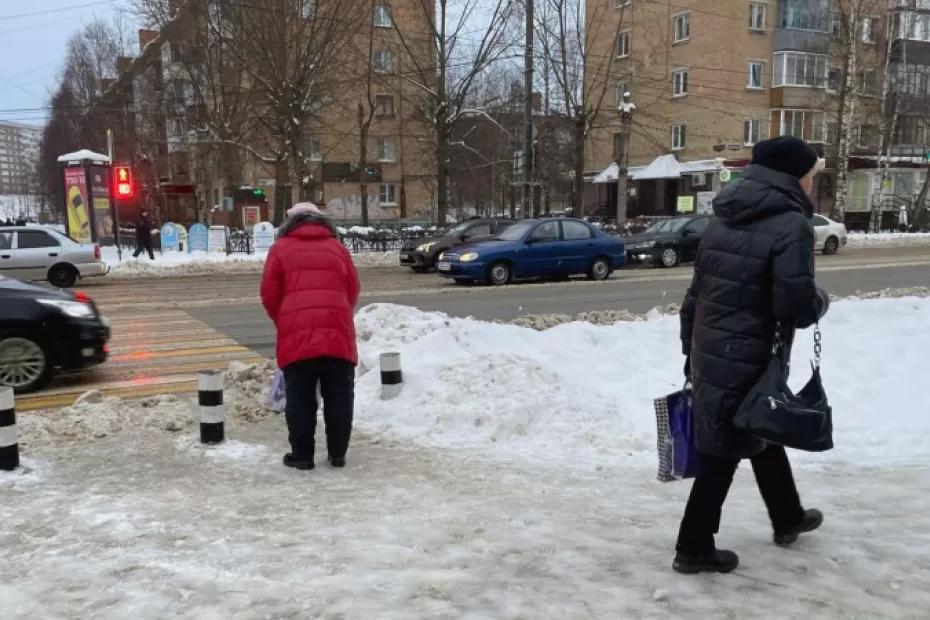 Пенсионеры получили пенсионные выплаты за март и обомлели