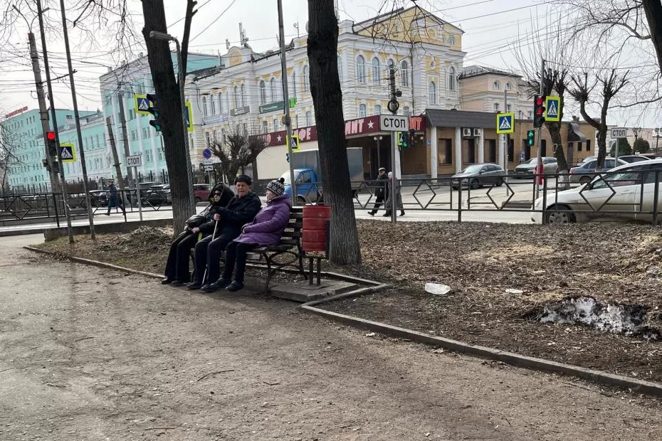 Плюсом к индексации, заявление писать не нужно: с 1 апреля пенсионерам доплатят 1300 рублей