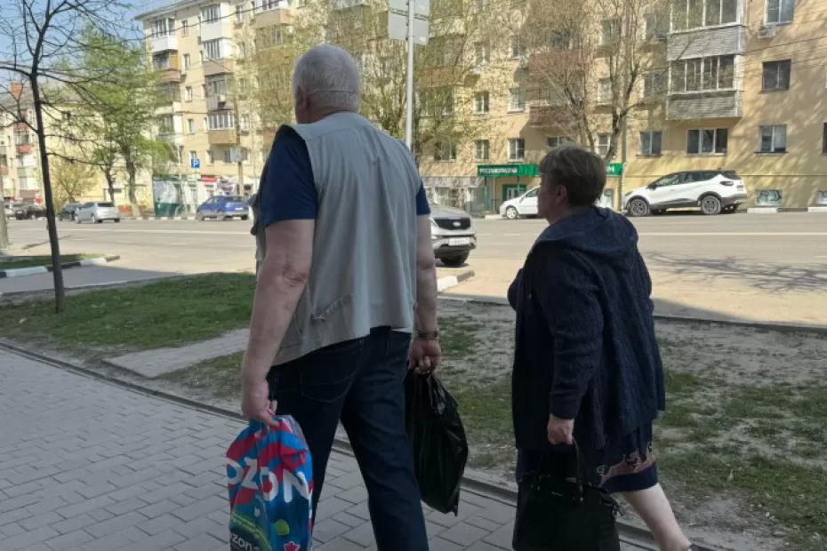 Пенсии повышают в 2 раза: дополнительная прибавка за год для всех пенсионеров с 7 мая. Кому ждать денежную выплату Пенсии повышают в 2 раза: дополнительная прибавка за год для всех пенсионеров с 7 мая. Кому ждать денежную выплату
