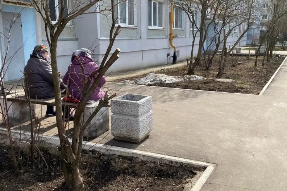 Придется делиться: одиноких пенсионеров, живущих в двухкомнатной квартире, ждет неожиданный сюрприз Придется делиться: одиноких пенсионеров, живущих в двухкомнатной квартире, ждет неожиданный сюрприз