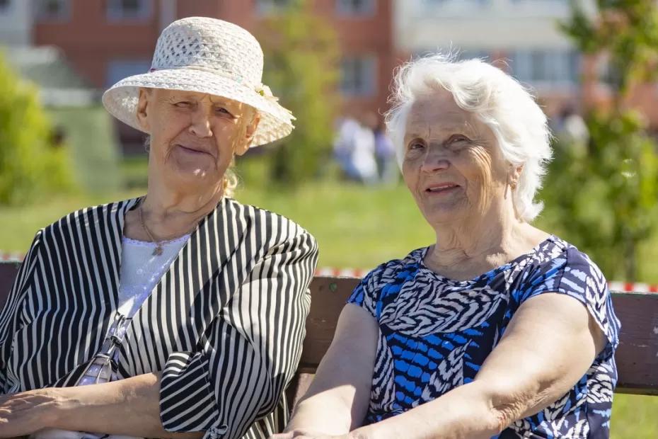 «Пенсионный возраст вновь вернется к цифрам 55/60 лет»: россияне не верят своему счастью