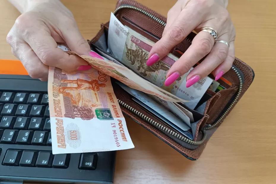 Один раз в 6 месяцев: для пенсионеров вводят новую выплату Один раз в 6 месяцев: для пенсионеров вводят новую выплату