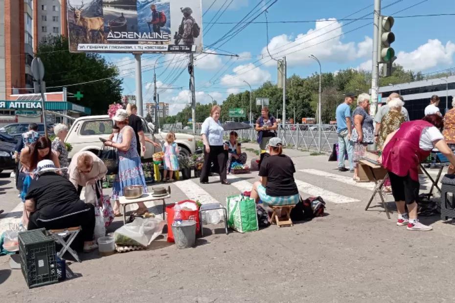 За воспитание внуков доплатят: засчитают в рабочий стаж  - пенсионеров обрадовали новой прибавкой