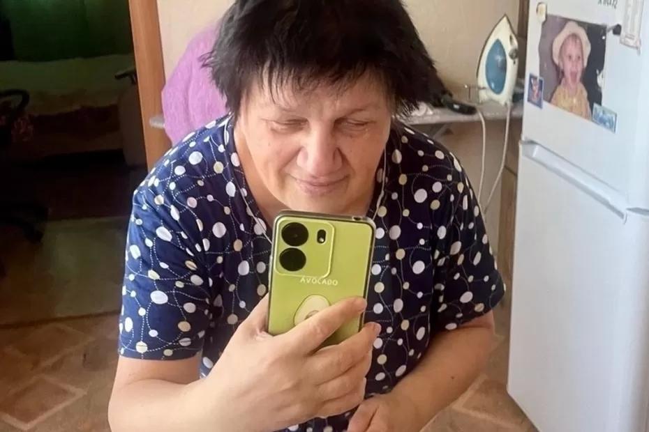 С завтрашнего дня: Соцфонд обрадовал всех работающих пенсионеров, которые получают выплаты на банковскую карту