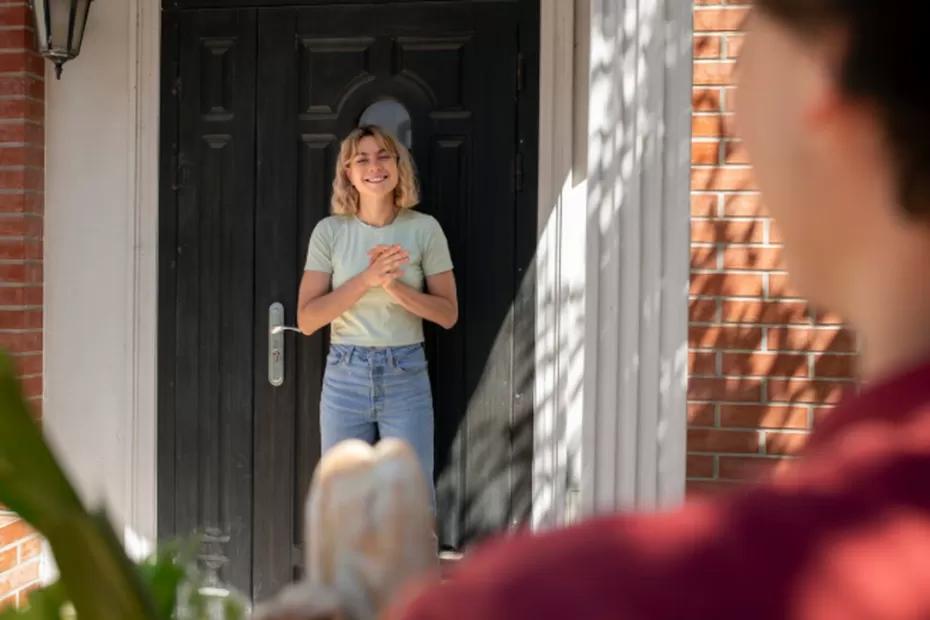 Каких людей не нужно приглашать в свой дом, даже если это близкие родственники: очень мудрый ответ Харуки Мураками