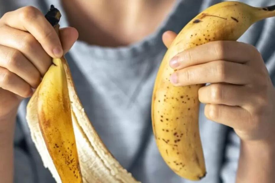 Банановую кожуру посыпаю специями - никак не могу нарадоваться своей смекалке: лучший лайфхак для лентяев