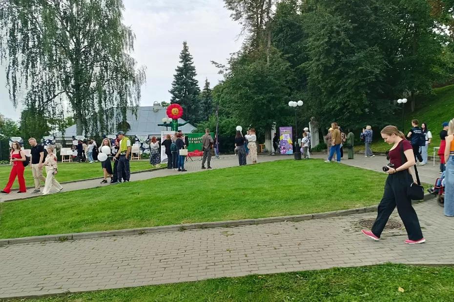 Что ни в коем случае нельзя рассказывать посторонним людям: 4 цитаты мудрого Омара Хайяма