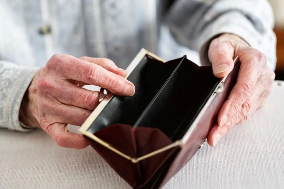 «Могут подавать заявления». Пенсионерам старше 55 и 60 лет дадут новую выплату