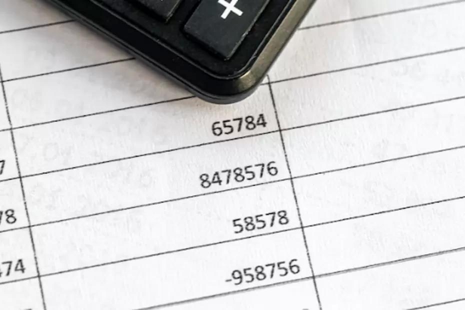 С октября в квитанциях ЖКХ напечатают новую важную строчку: что она будет значить и сколько придется платить