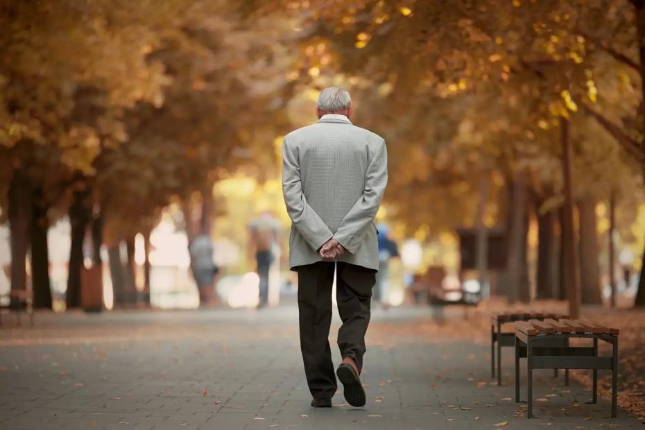 Новая выплата пенсионерам в возрасте от 52 до 72 лет: деньги уже выдают