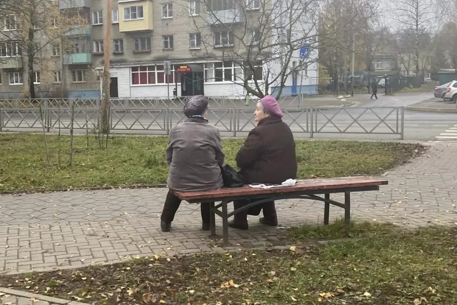 Пенсионеры ликуют: в Госдуме огласили список счастливчиков, кому повысят выплаты в декабре